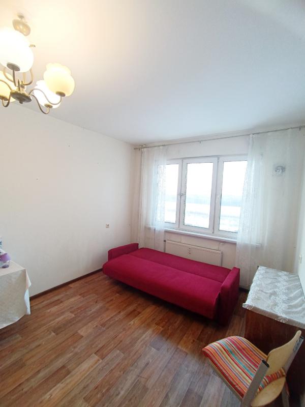 3-комн. квартира, 76 м², 8/18 этаж