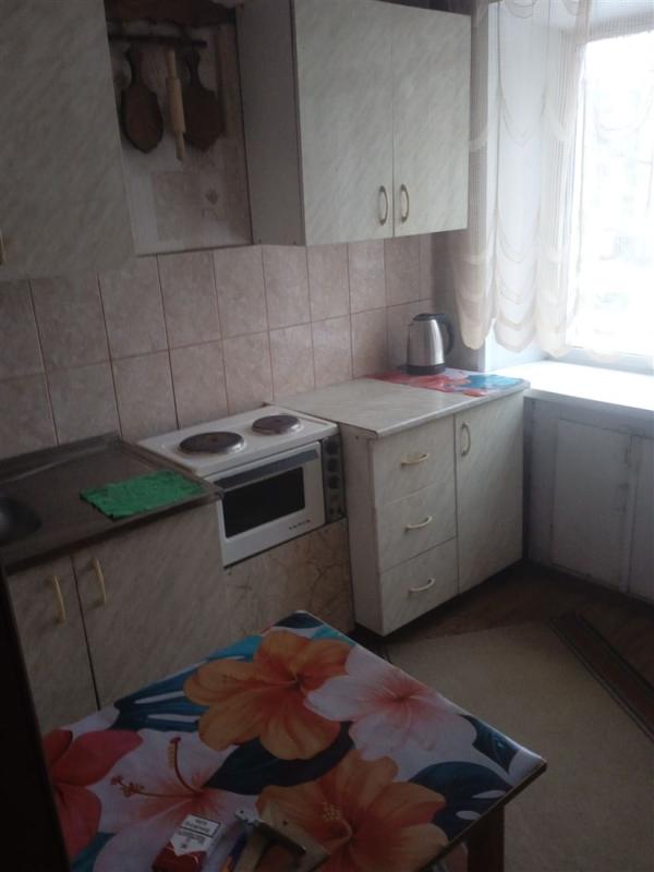 2-комн. квартира, 43 м², 3/5 этаж