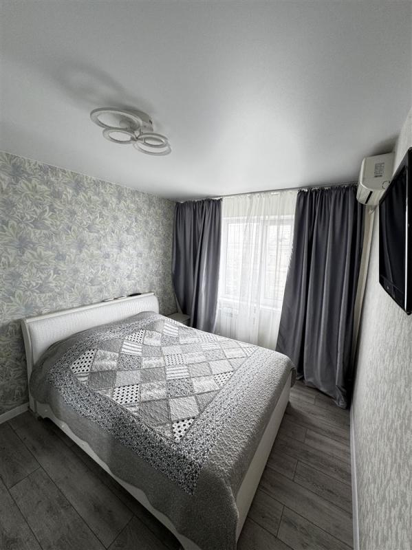 2-комн. квартира, 55 м², 4/16 этаж