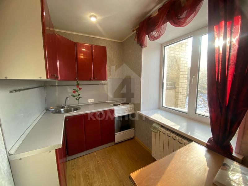2-комн. квартира, 48 м², 3/12 этаж