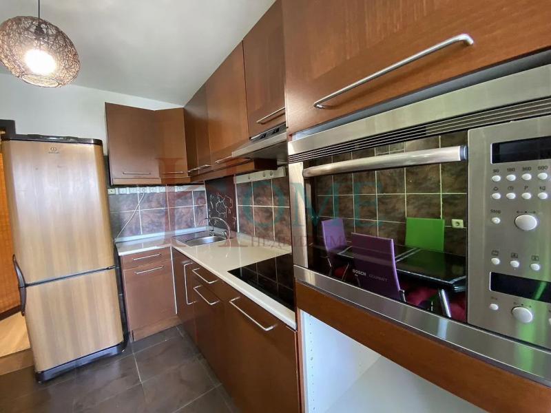 2-комн. квартира, 68 м², 12/17 этаж