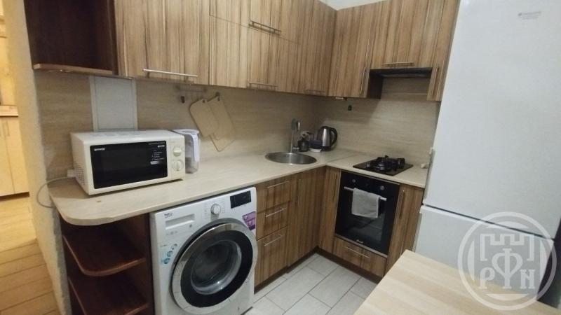 2-комн. квартира, 45 м², 3/5 этаж