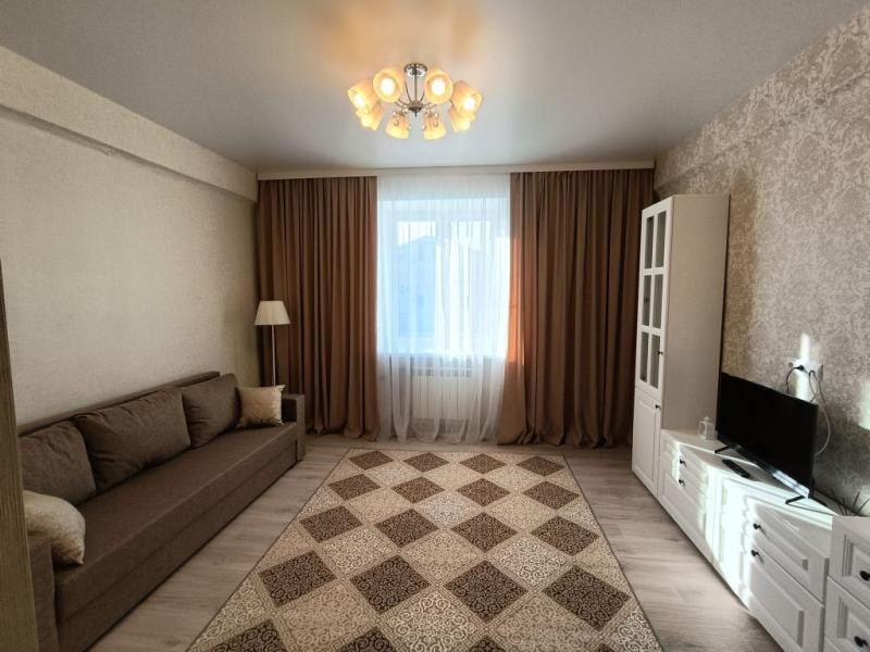 2-комн. квартира, 55 м², 3/5 этаж