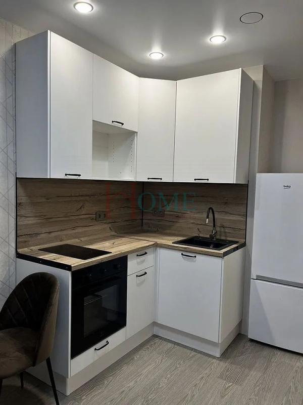 1-комн. квартира, 35 м², 8/24 этаж