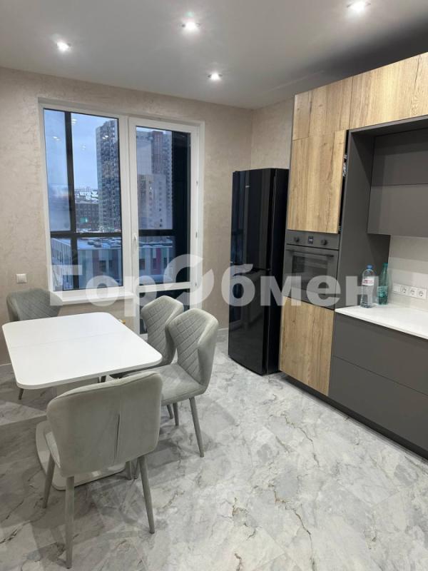 1-комн. квартира, 39 м², 7/24 этаж