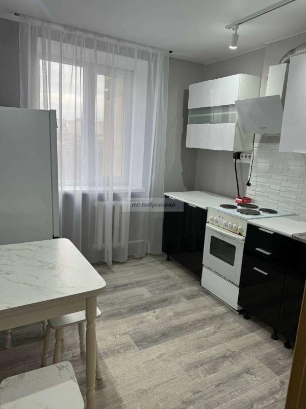 2-комн. квартира, 47 м², 6/14 этаж