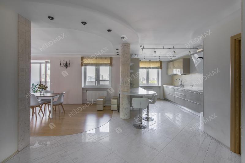 3-комн. квартира, 100 м², 16/24 этаж