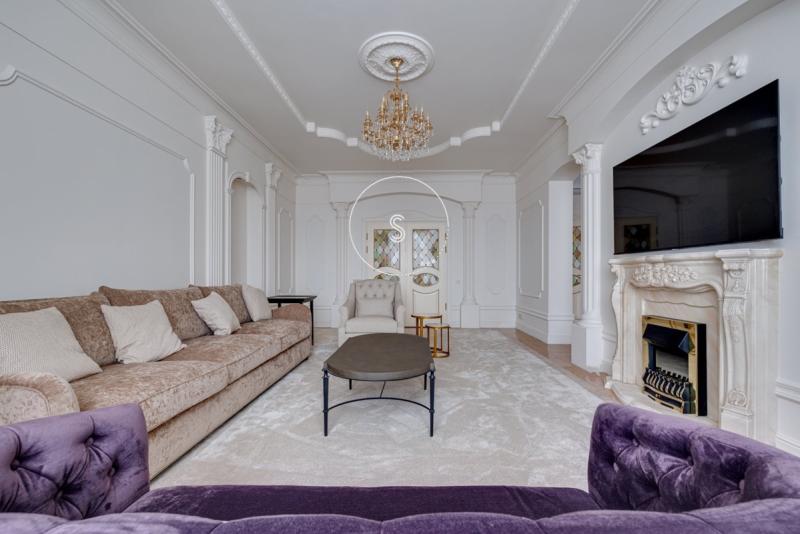 3-комн. квартира, 153 м², 3/50 этаж