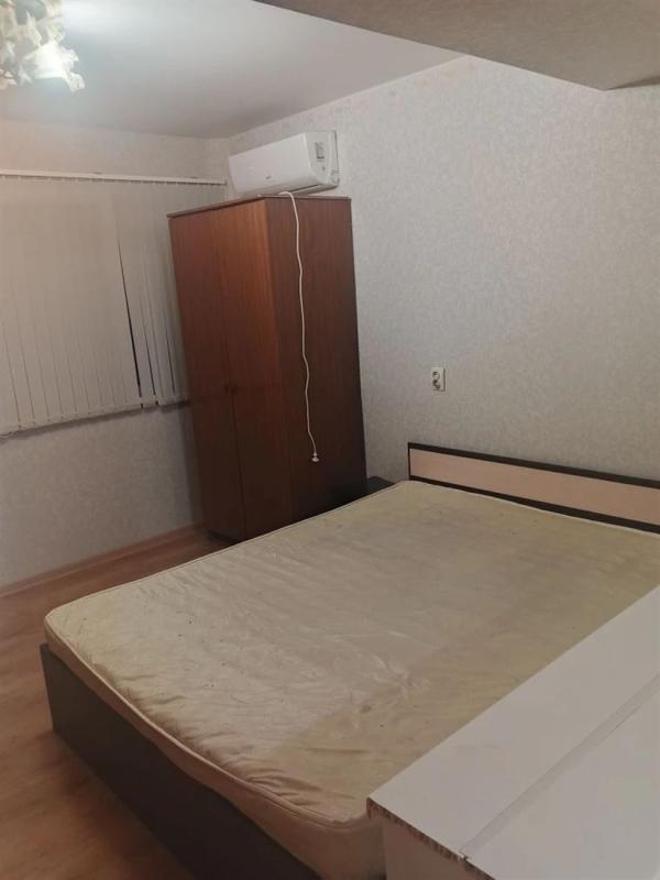2-комн. квартира, 40 м², 1/4 этаж