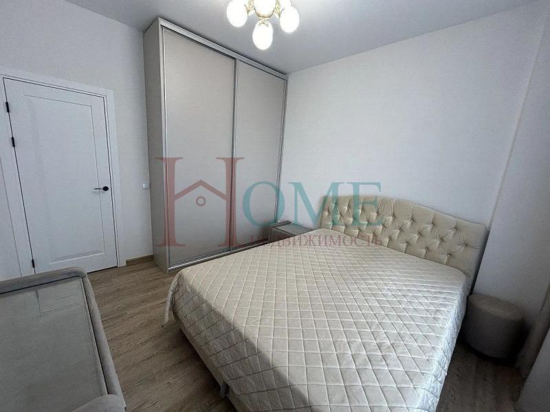 2-комн. квартира, 54 м², 15/30 этаж
