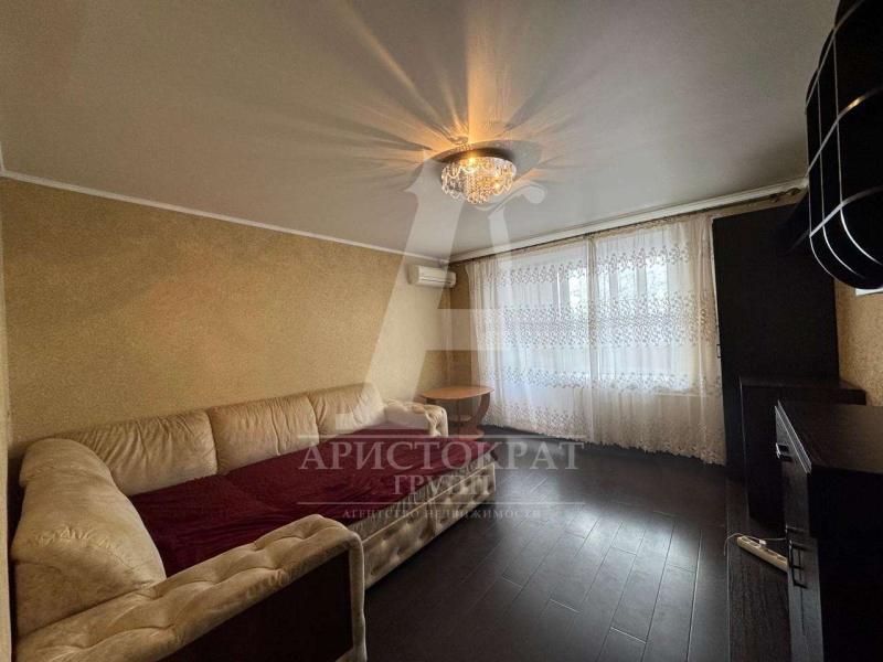 2-комн. квартира, 50 м², 5/5 этаж