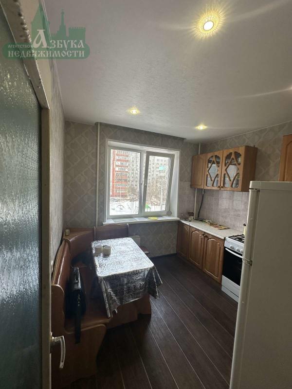 3-комн. квартира, 68 м², 3/5 этаж