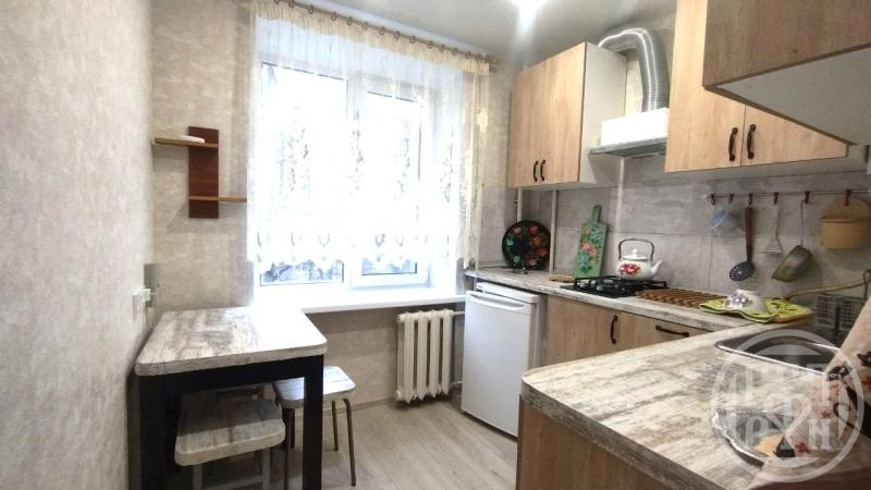 2-комн. квартира, 46 м², 3/5 этаж