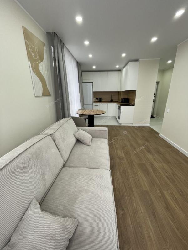 1-комн. квартира, 43 м², 2/6 этаж