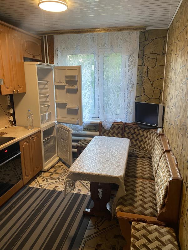 2-комн. квартира, 52 м², 1/9 этаж