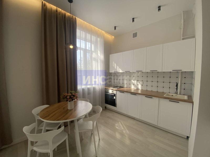 2-комн. квартира, 60 м², 4/5 этаж