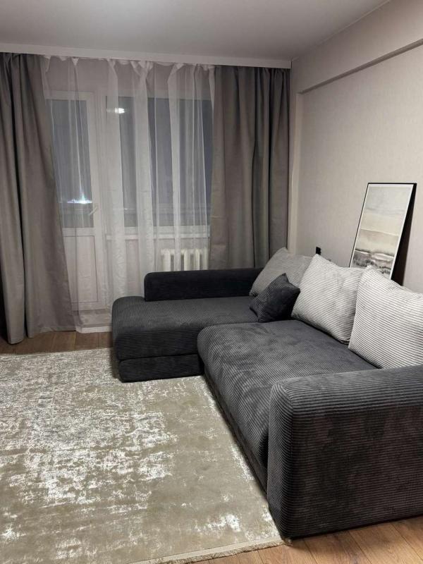 3-комн. квартира, 77 м², 4/5 этаж