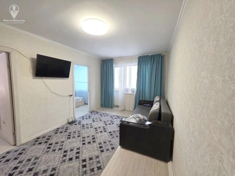 3-комн. квартира, 47 м², 3/5 этаж