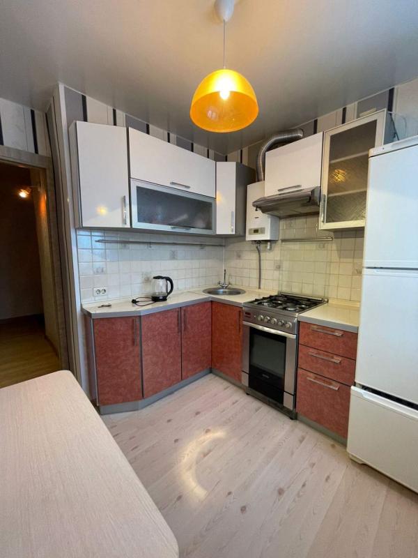 2-комн. квартира, 43 м², 5/5 этаж
