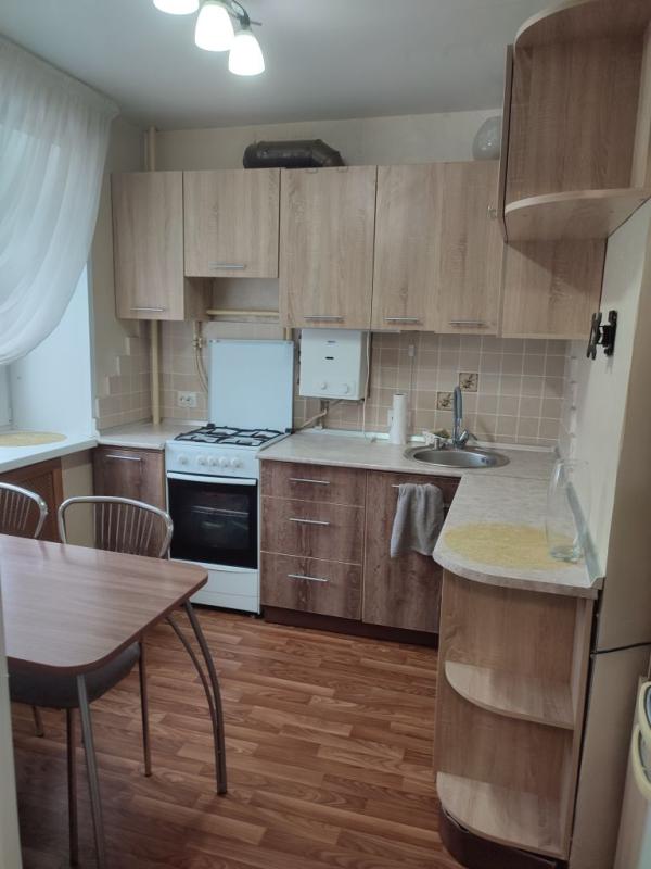 2-комн. квартира, 44 м², 3/5 этаж