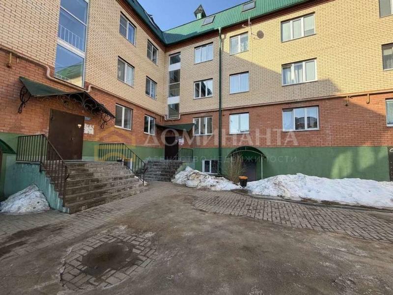 1-комн. квартира, 37 м², 3/4 этаж