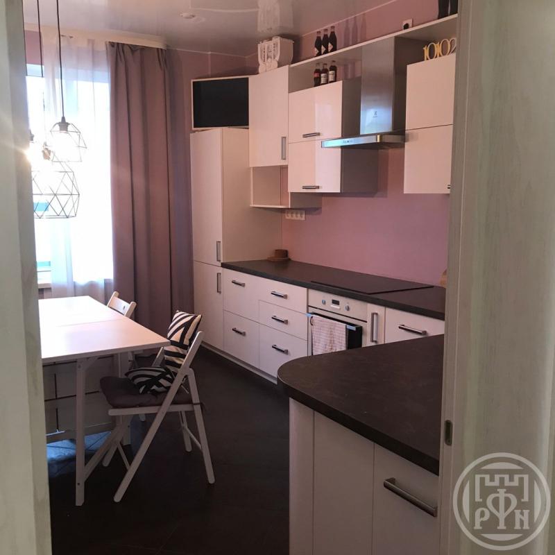 2-комн. квартира, 53 м², 3/4 этаж