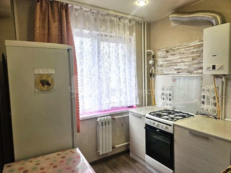 2-комн. квартира, 55 м², 2/5 этаж