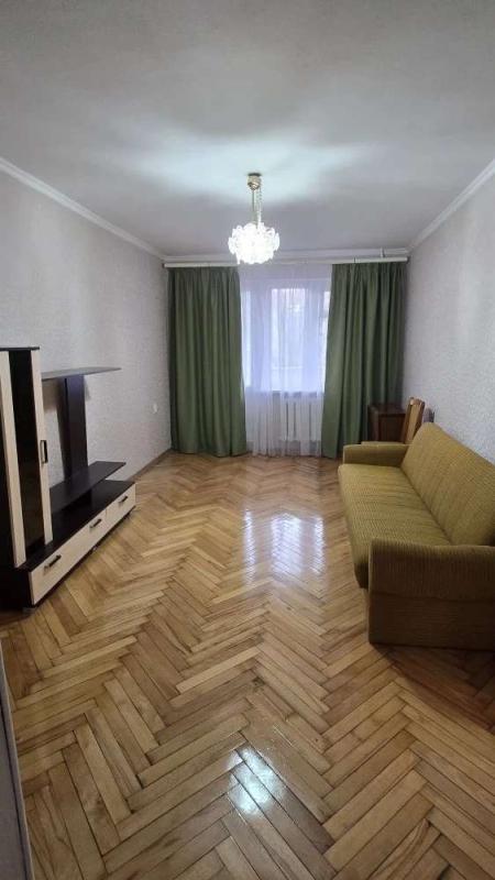 2-комн. квартира, 42 м², 4/5 этаж