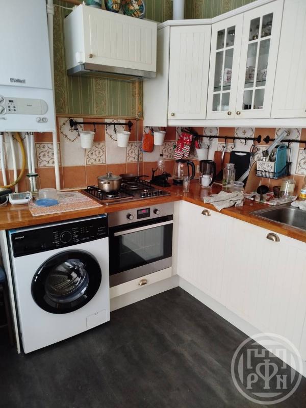 2-комн. квартира, 63 м², 1/4 этаж