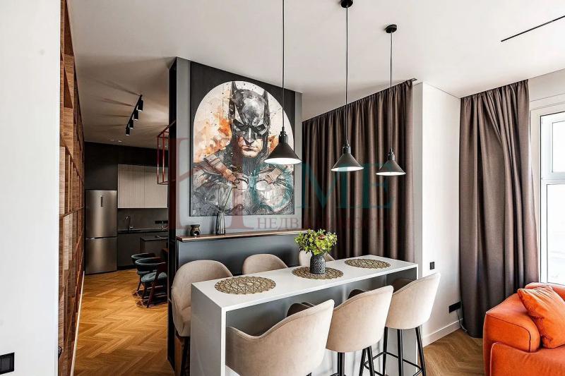 2-комн. квартира, 85 м², 28/30 этаж