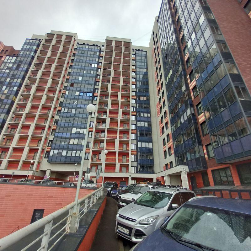 2-комн. квартира, 62 м², 14/19 этаж