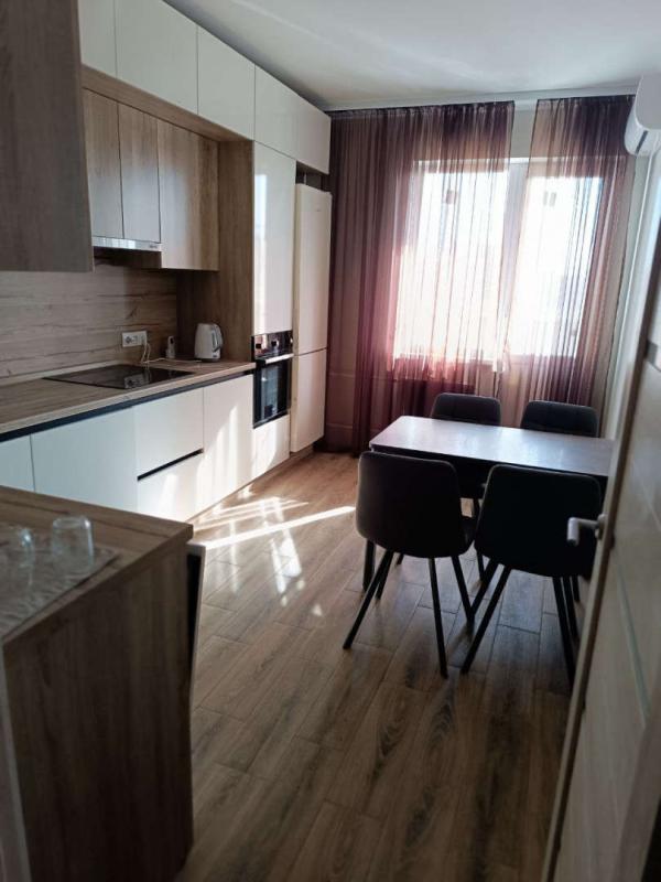 2-комн. квартира, 54 м², 17/17 этаж