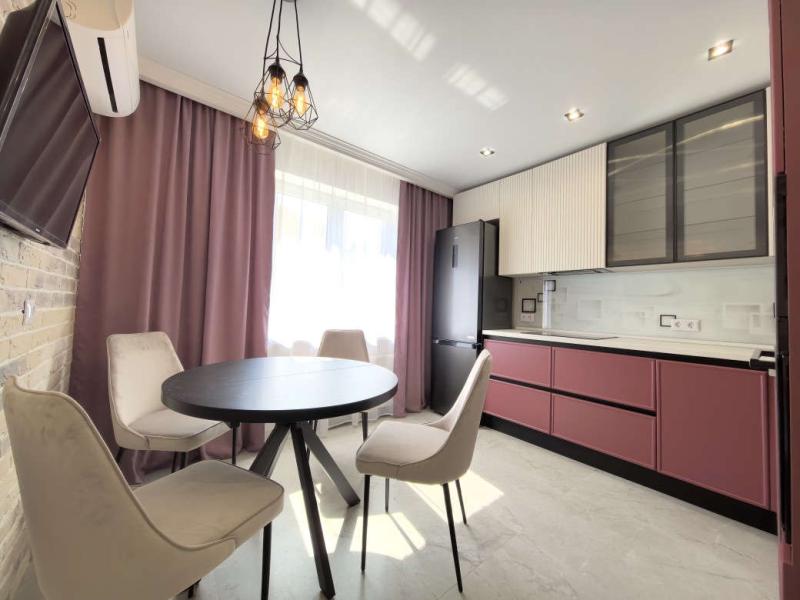 2-комн. квартира, 54 м², 3/25 этаж