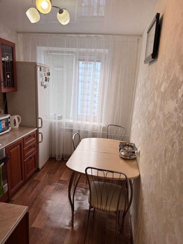 2-комн. квартира, 45 м², 9/9 этаж