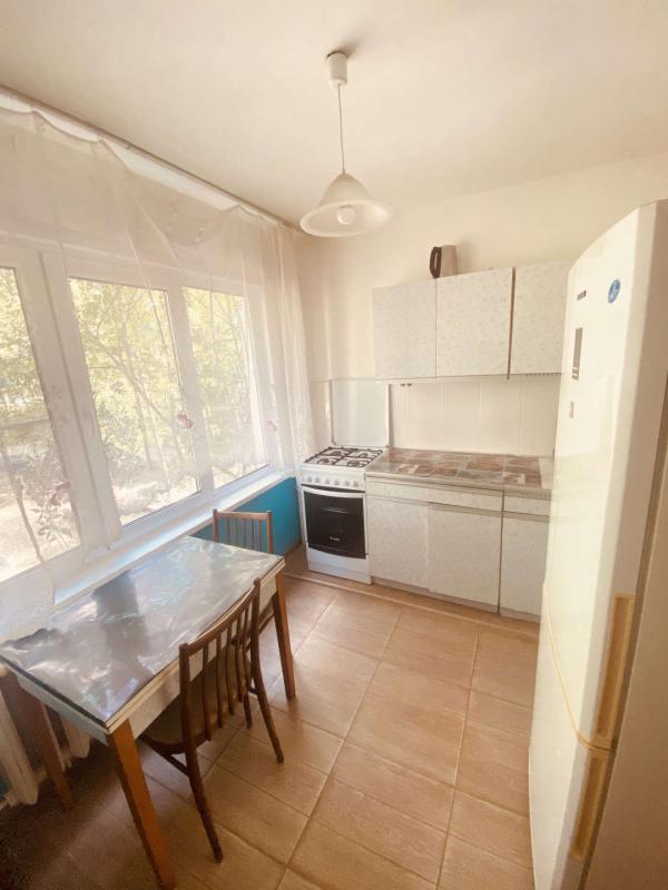 2-комн. квартира, 50 м², 3/9 этаж