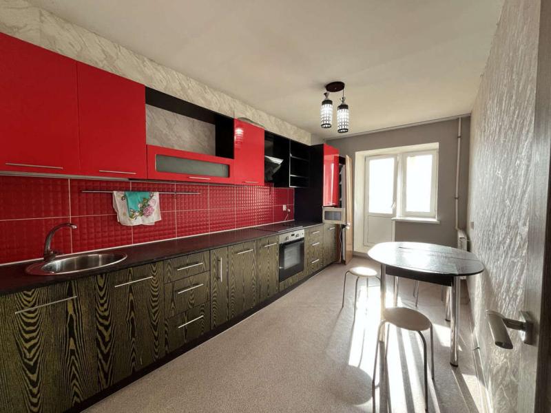 2-комн. квартира, 69 м², 11/12 этаж