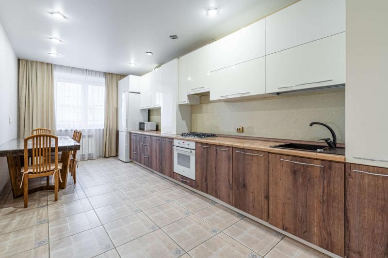 2-комн. квартира, 61 м², 4/6 этаж
