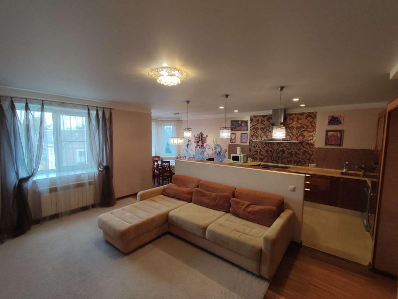 2-комн. квартира, 96 м², 5/8 этаж