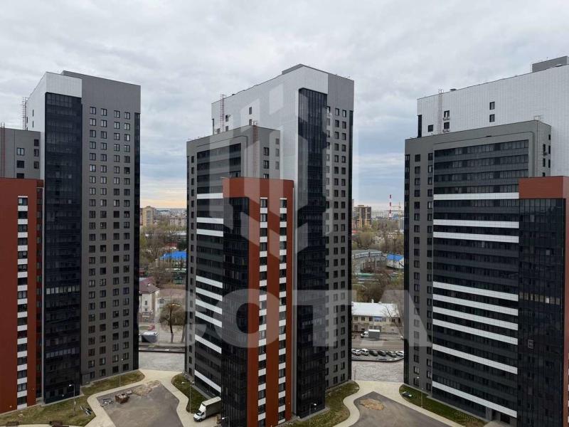 3-комн. квартира, 80 м², 17/25 этаж
