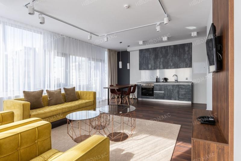 2-комн. квартира, 72 м², 2/8 этаж