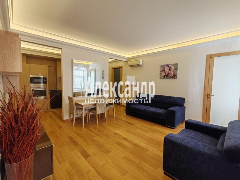 2-комн. квартира, 74 м², 3/5 этаж
