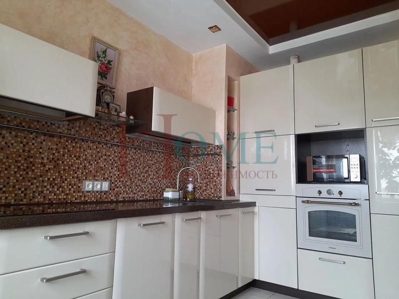 2-комн. квартира, 51 м², 9/9 этаж