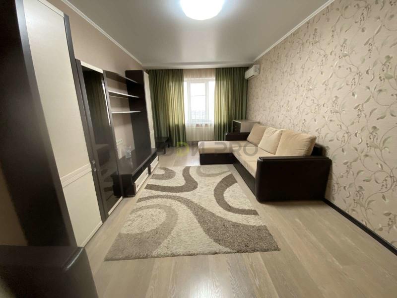 2-комн. квартира, 70 м², 22/24 этаж