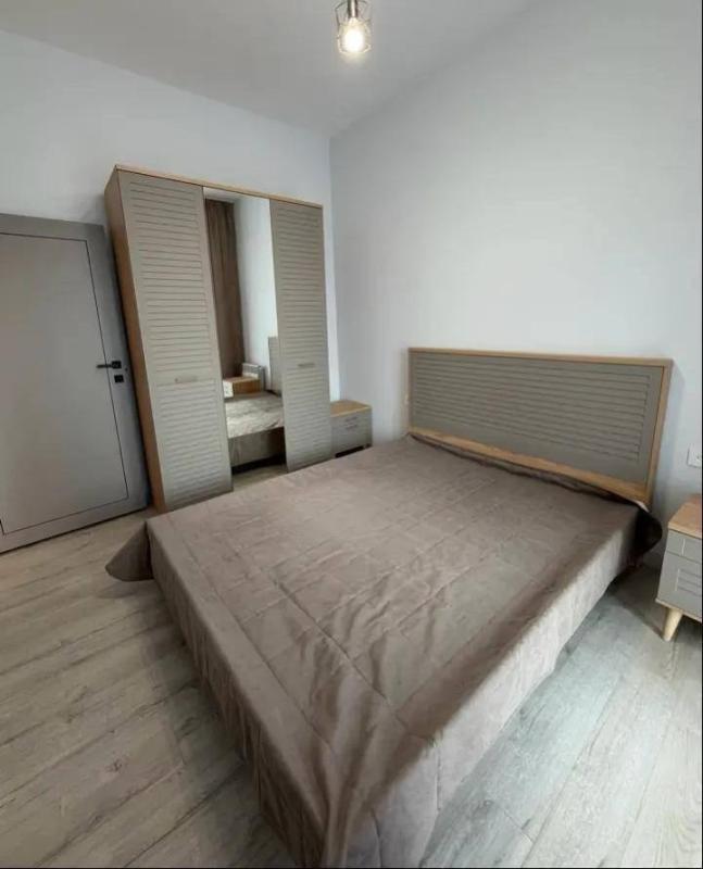 1-комн. квартира, 43 м², 2/5 этаж