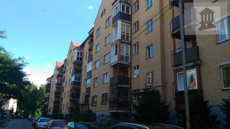 2-комн. квартира, 60 м², 4/6 этаж