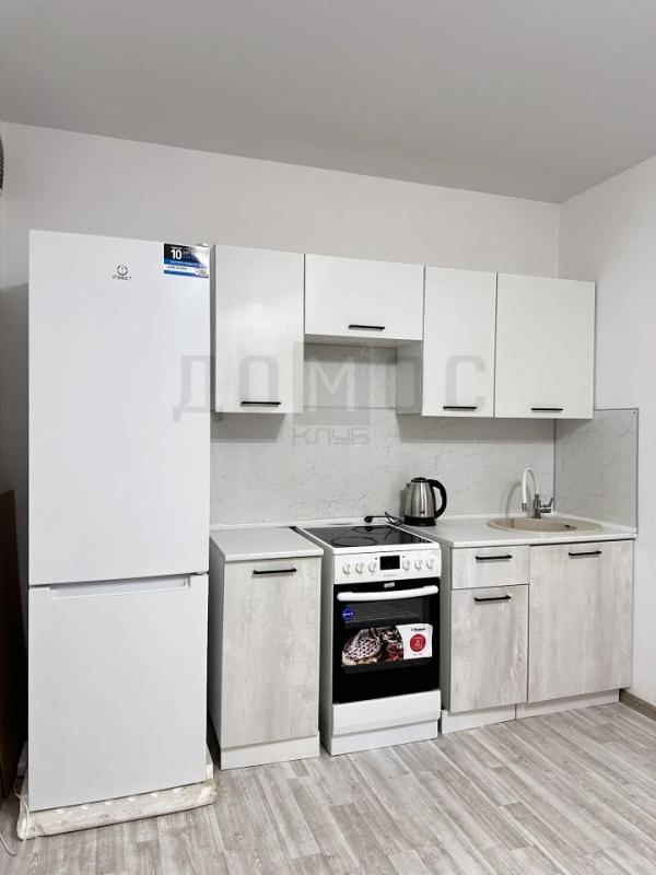 2-комн. квартира, 58 м², 1/23 этаж
