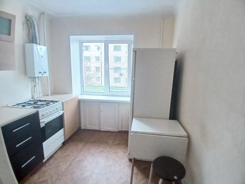 2-комн. квартира, 43 м², 2/5 этаж
