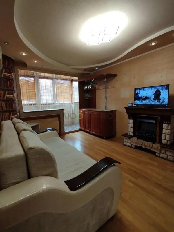 2-комн. квартира, 54 м², 4/9 этаж