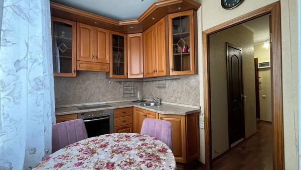1-комн. квартира, 42 м², 2/5 этаж