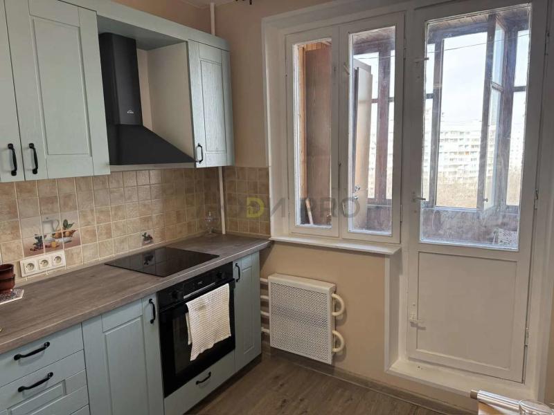3-комн. квартира, 62 м², 10/12 этаж